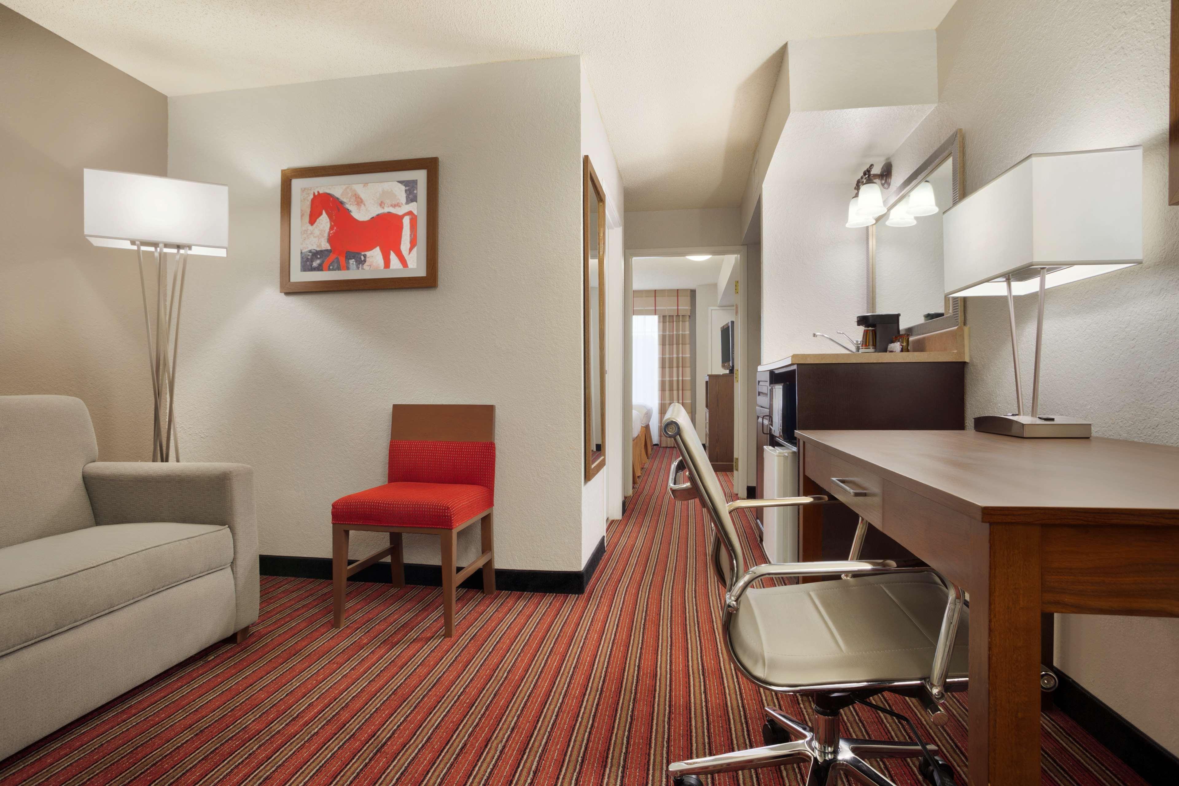 Country Inn & Suites By Radisson, Dfw Airport South, Tx アーヴィング エクステリア 写真