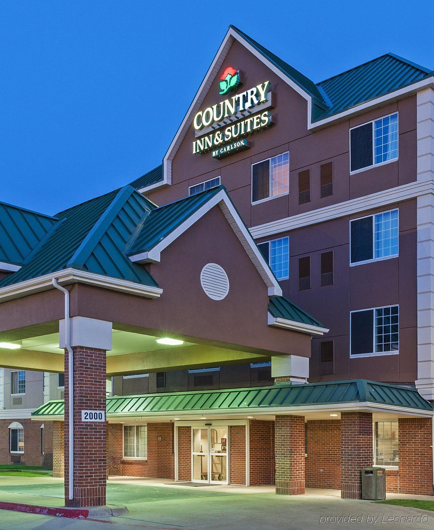 Country Inn & Suites By Radisson, Dfw Airport South, Tx アーヴィング エクステリア 写真