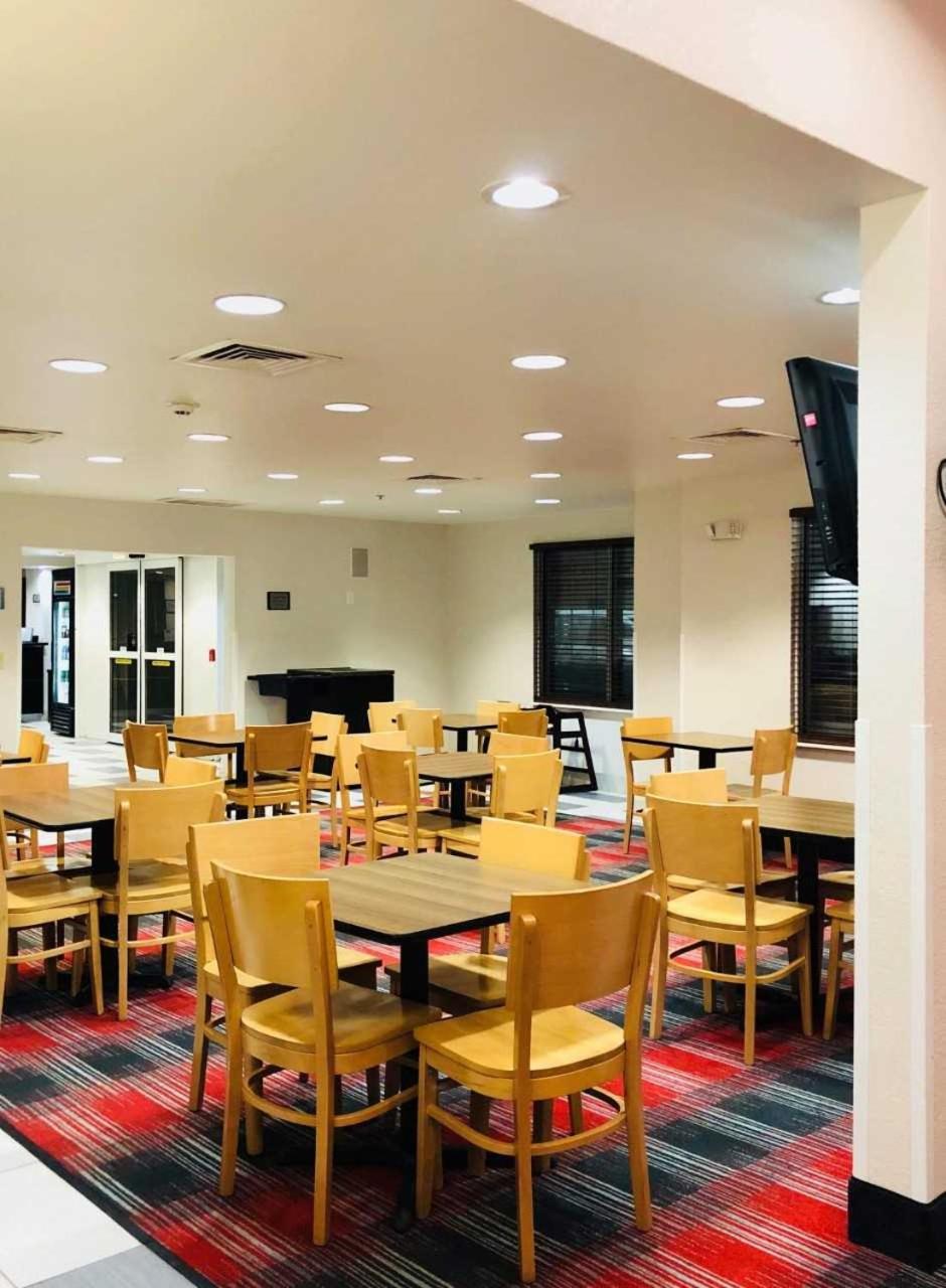 Country Inn & Suites By Radisson, Dfw Airport South, Tx アーヴィング エクステリア 写真