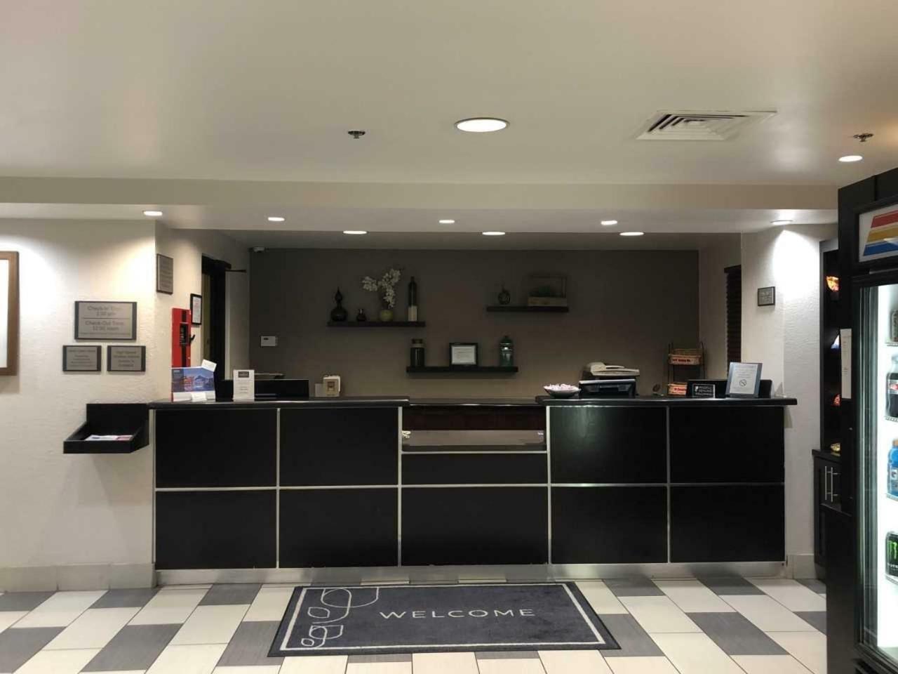 Country Inn & Suites By Radisson, Dfw Airport South, Tx アーヴィング エクステリア 写真